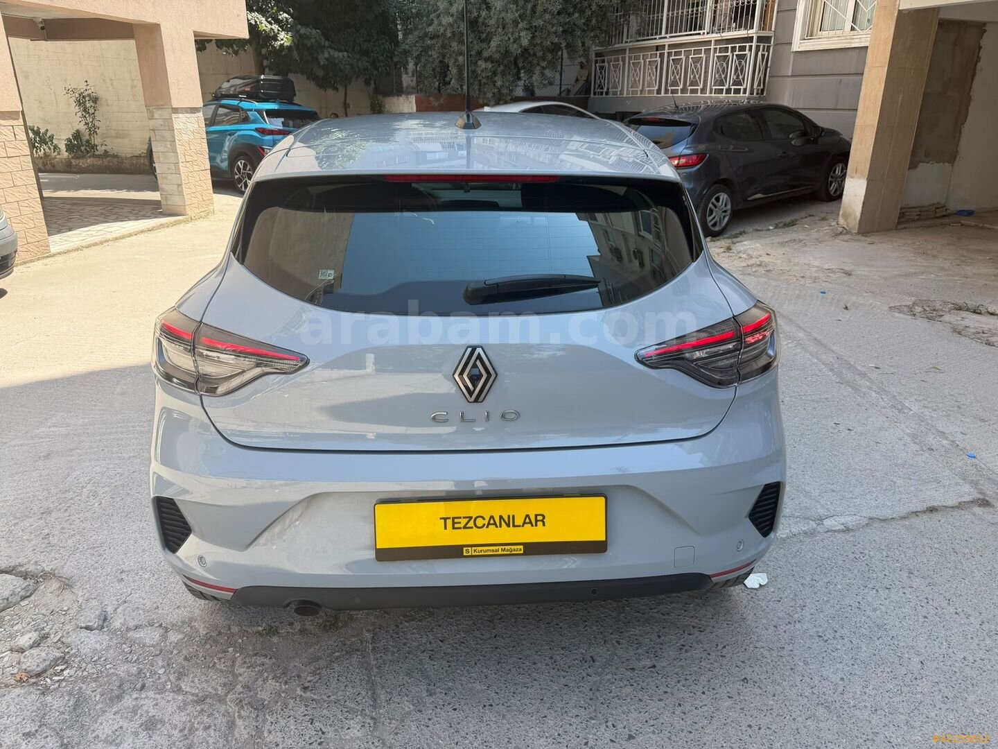 Galeriden Renault Clio 1.0 TCe Evolution 2025 Model İzmir 6.001 km Gri 6