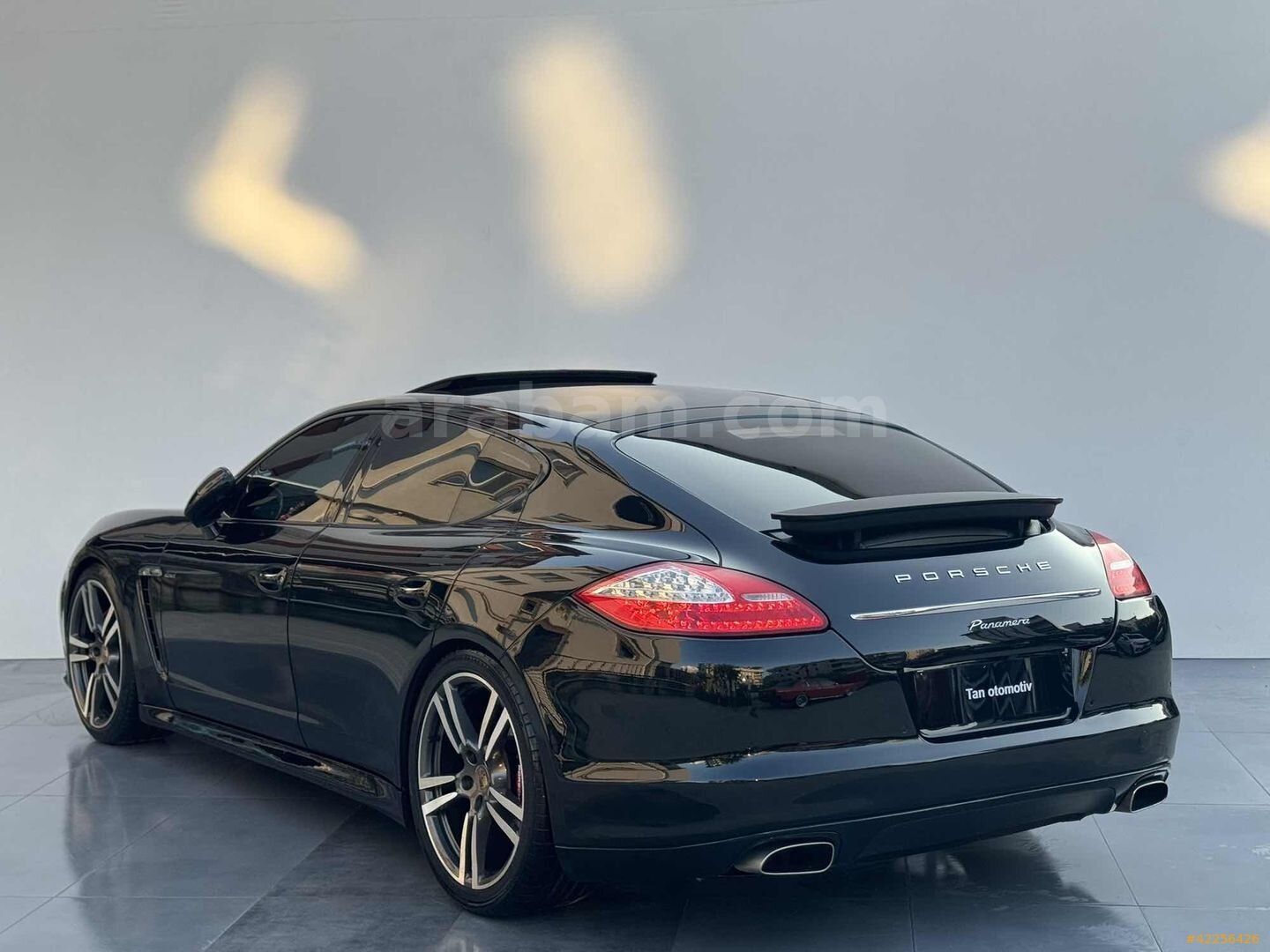 Galeriden Porsche Panamera Diesel 2012 Model Ordu 230.000 km Siyah 6