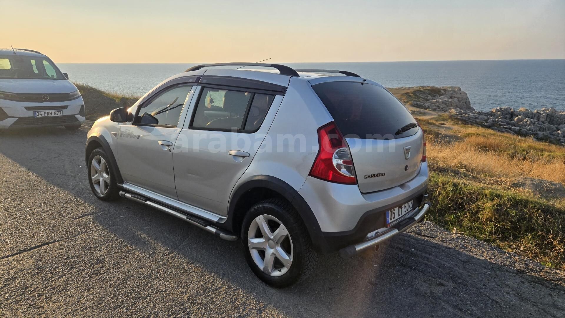 Sahibinden Dacia Sandero 1.5 dCi Stepway 2012 Model İstanbul 233.000 km Gri 2