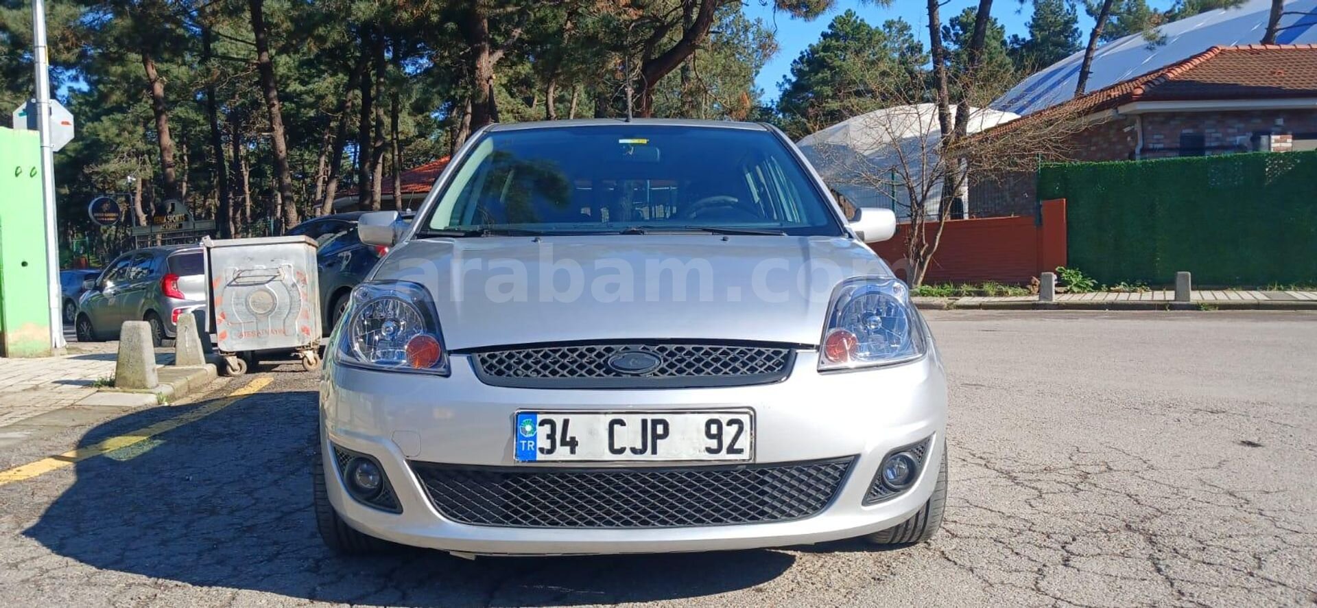Sahibinden Ford Fiesta 1.4 Comfort 2005 Model İstanbul 204.600 km Gri 4