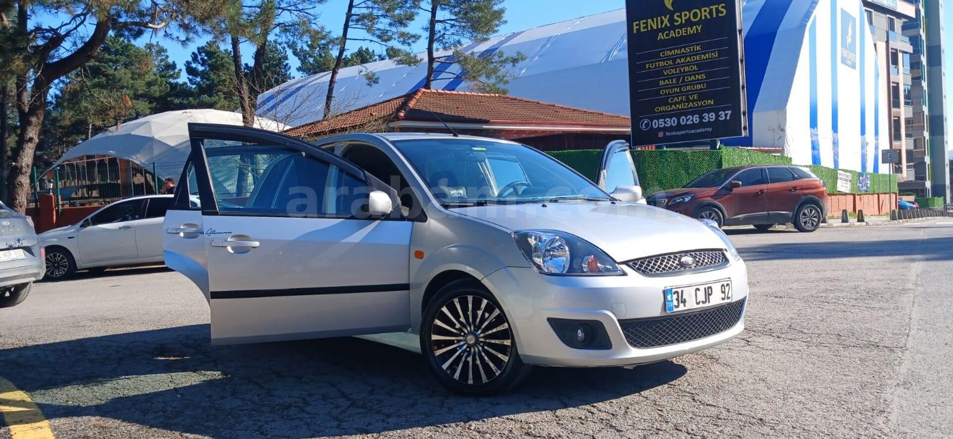 Sahibinden Ford Fiesta 1.4 Comfort 2005 Model İstanbul 204.600 km Gri 5