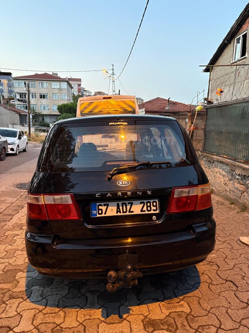 Sahibinden Kia Carens 2.0 CRDi EX 2002 Model İstanbul 315.000 km Siyah 6