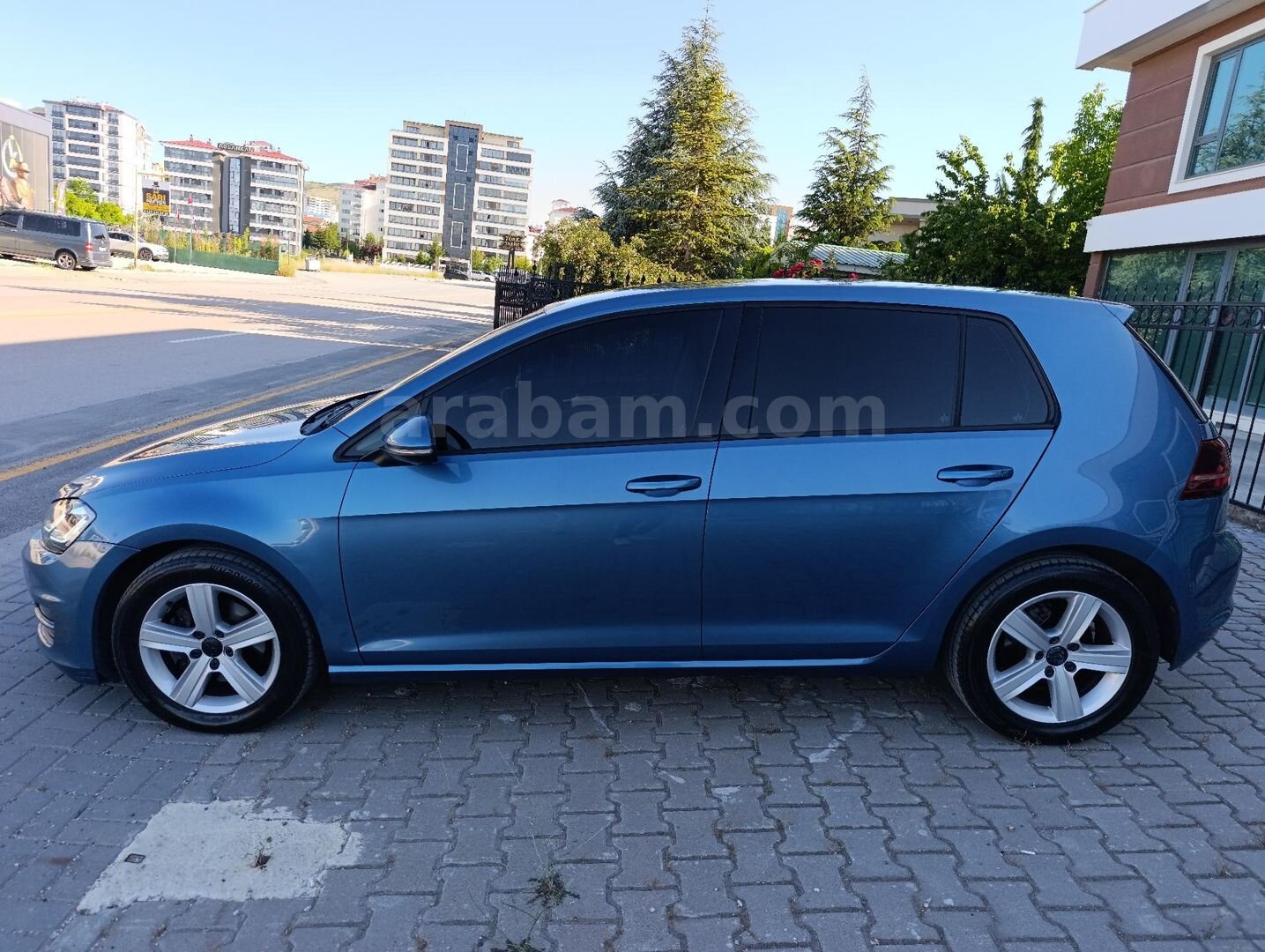 Sahibinden Volkswagen Golf 1.6 TDi BlueMotion Comfortline 2013 Model İzmir 244.500 km Mavi 2