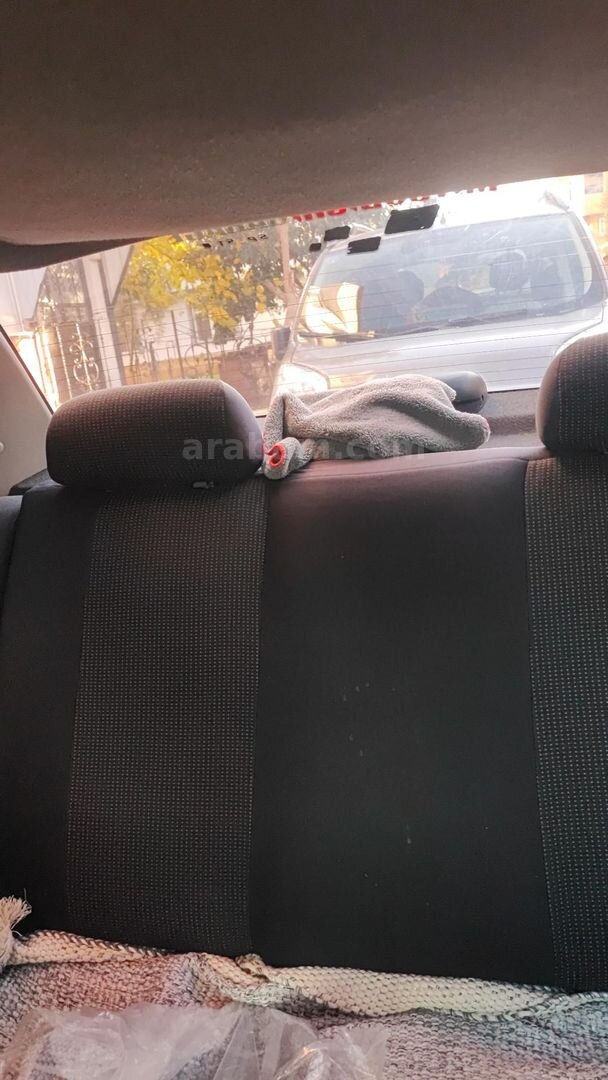 Sahibinden Mitsubishi Carisma 1.6 GL 1999 Model Kocaeli 300.000 km Mavi (metalik) 6