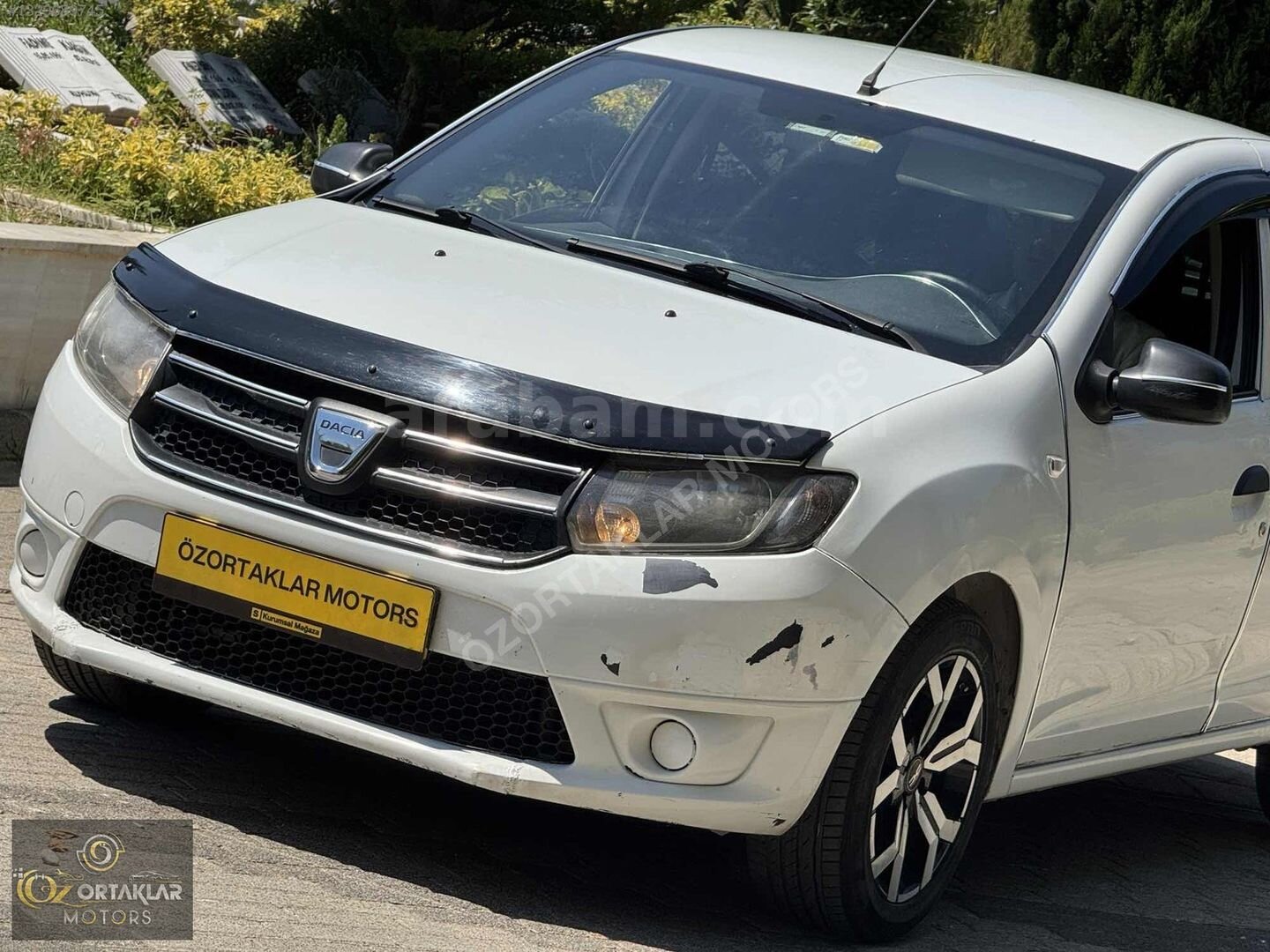 Galeriden Dacia Sandero 1.2 Ambiance 2013 Model İstanbul 225.000 km Beyaz 5