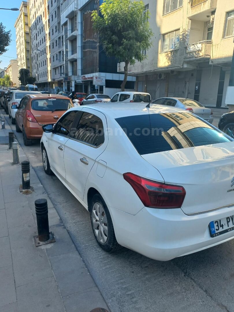 Sahibinden Citroen C-Elysée 1.6 HDi Attraction 2017 Model İstanbul 258.000 km Beyaz 4