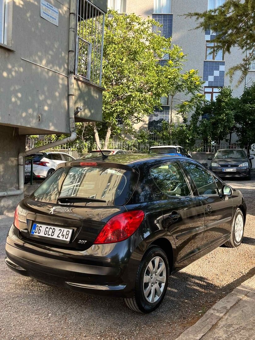 Galeriden Peugeot 207 1.4 HDi Trendy 2010 Model Ankara 159.750 km Siyah 5