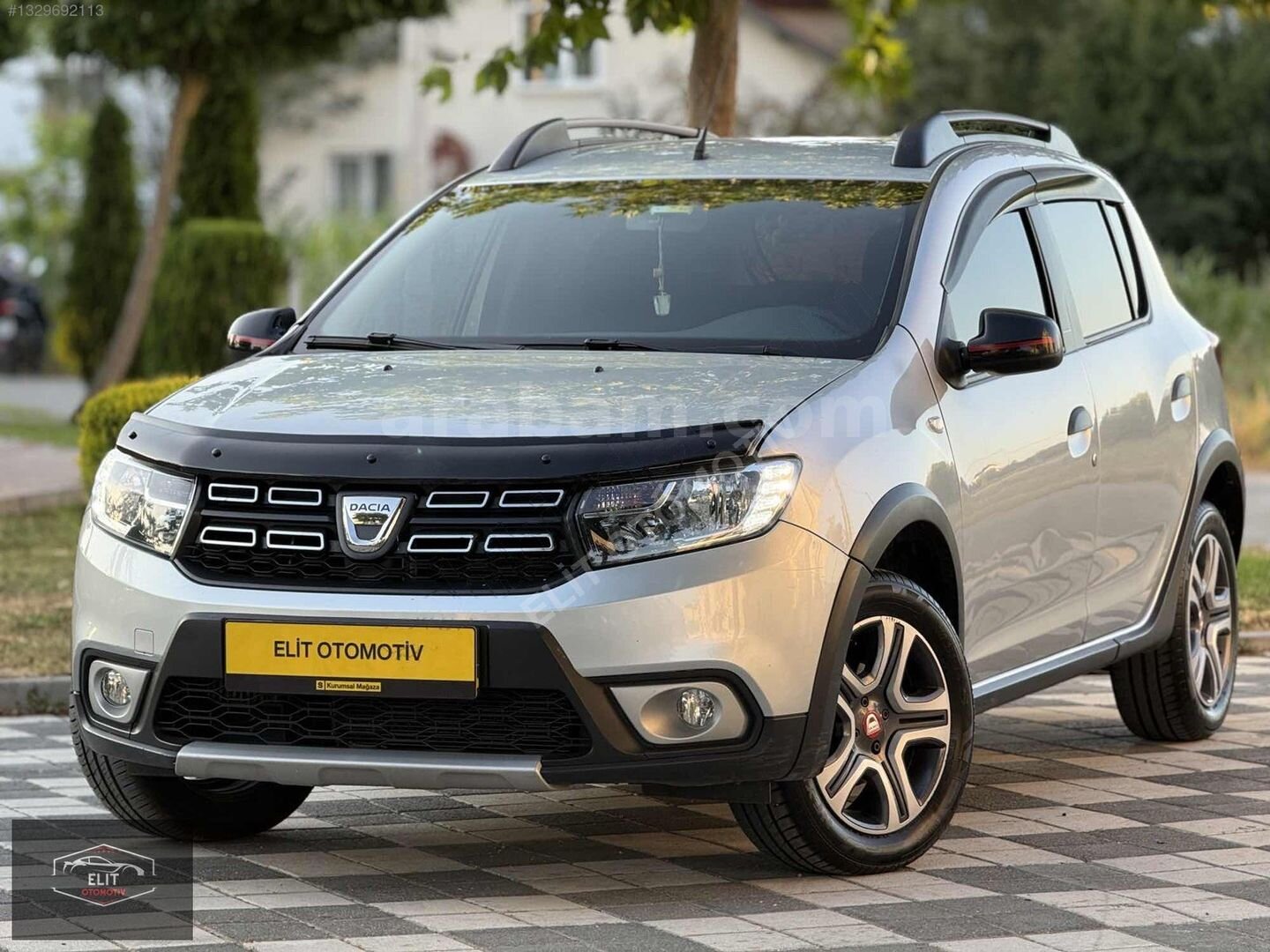 Galeriden Dacia Sandero 0.9 TCe TechRoad 2019 Model Bolu 72.000 km Gri 1