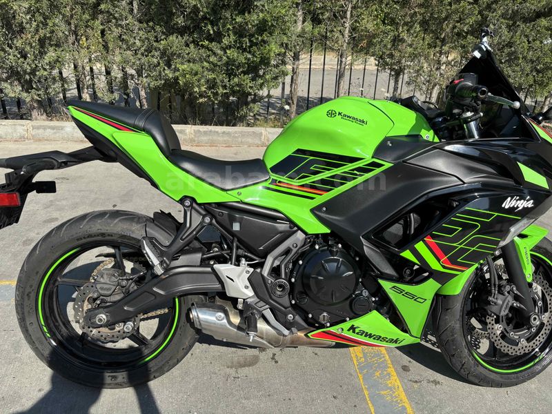 Sahibinden Kawasaki Ninja 650 2023 Model İstanbul 20.300 km Yeşil