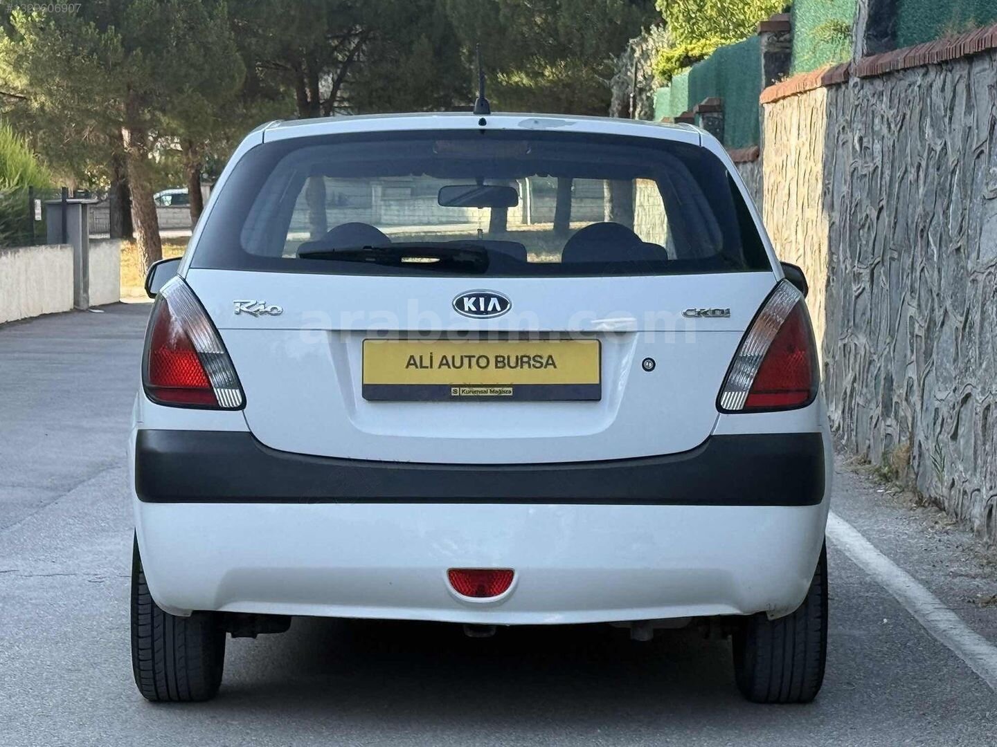 Galeriden Kia Rio 1.5 CRDi EX Comfort 2006 Model Bursa 241.000 km Beyaz 7
