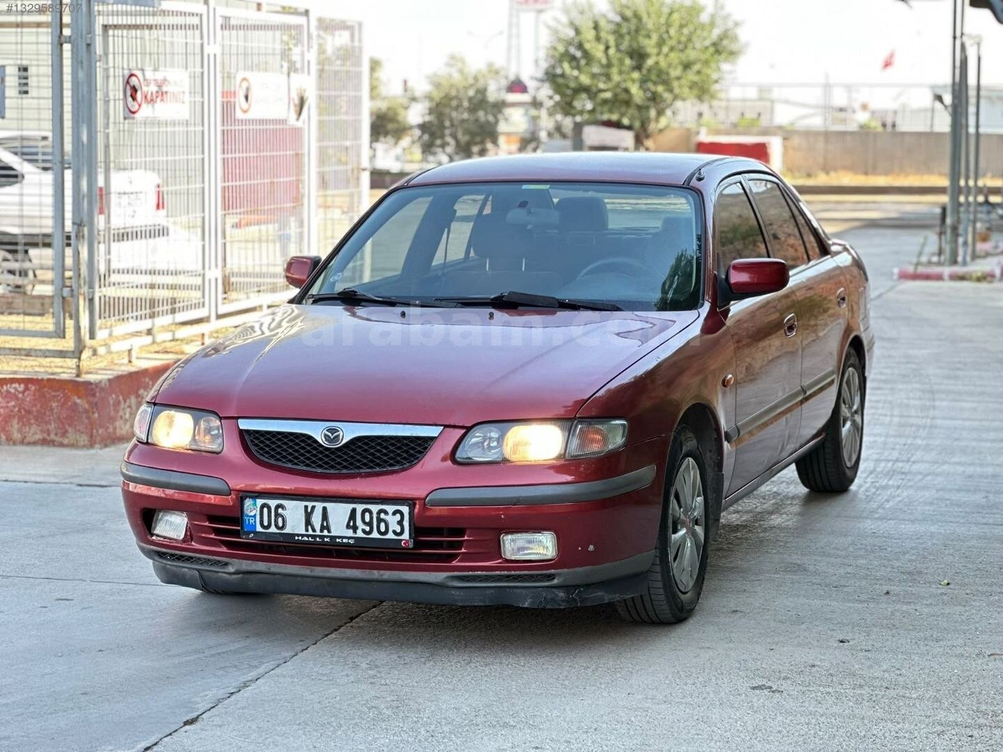 Galeriden Mazda 626 2.0 1998 Model Gaziantep 240.000 km Kahverengi