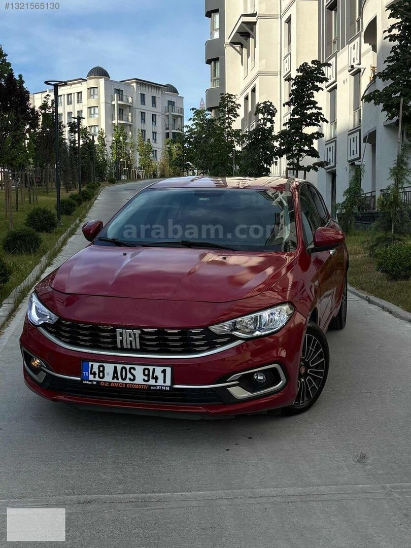 Galeriden Fiat Egea 1.3 Multijet Urban 2015 Model İstanbul 278.000 km Kırmızı 3