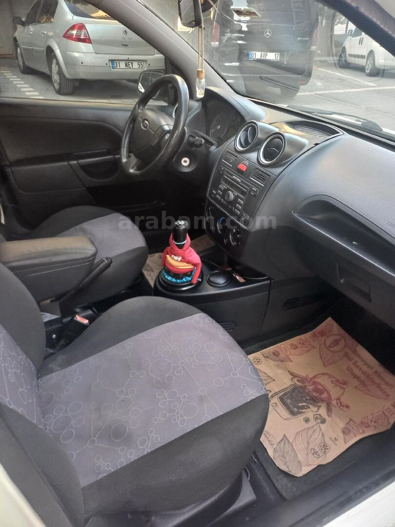 Sahibinden Ford Fiesta 1.4 TDCi Comfort 2006 Model Adana 372.000 km Beyaz 6