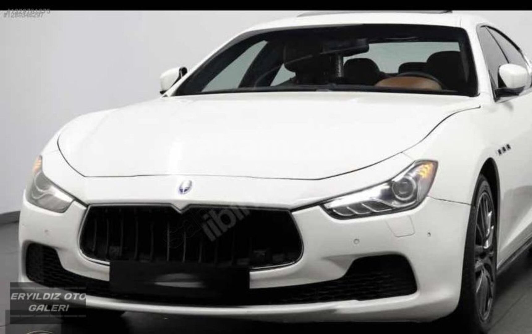 Galeriden Maserati Ghibli 3.0 2016 Model Ankara 200.000 km Beyaz 3