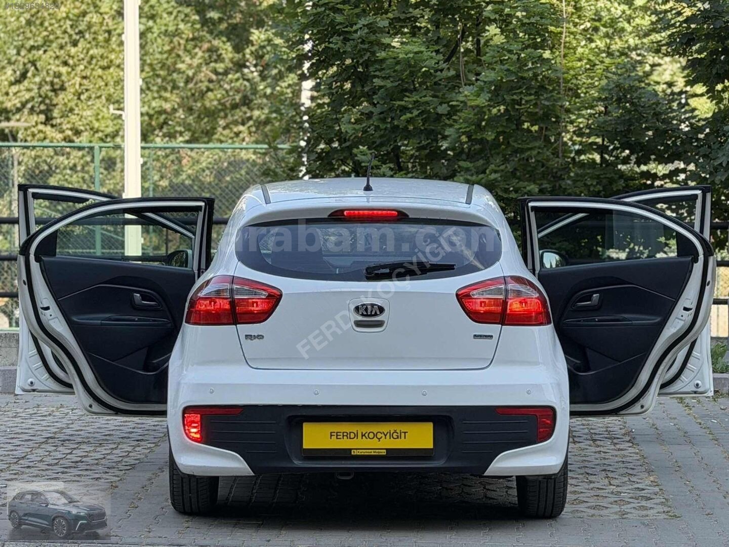 Galeriden Kia Rio 1.4 CRDi Comfort 2015 Model Ankara 190.000 km Beyaz 5