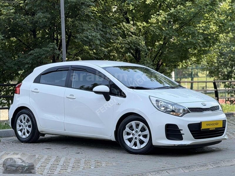 Galeriden Kia Rio 1.4 CRDi Comfort 2015 Model Ankara 190.000 km Beyaz
