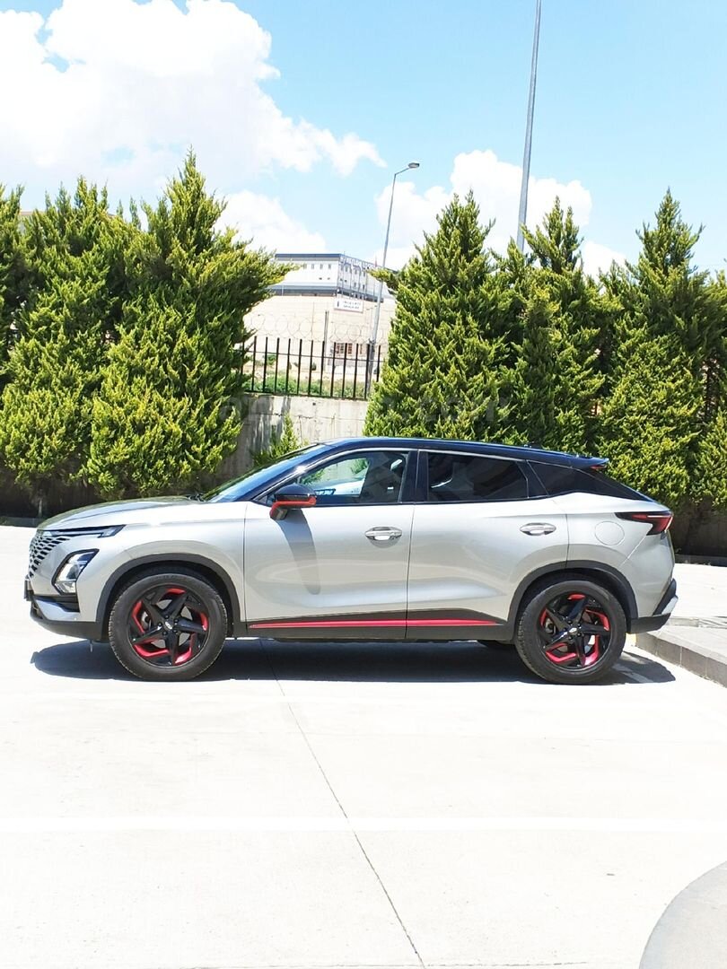 Sahibinden Chery Omoda 5 1.6 T-GDI Luxury 2023 Model Gaziantep 39.000 km Gri (metalik) 2