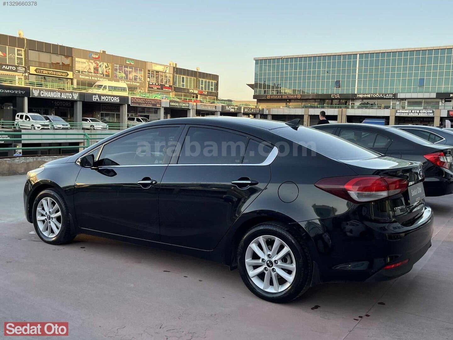 Galeriden Kia Cerato 1.6 CRDi Concept Plus 2017 Model İstanbul 171.000 km Siyah 5