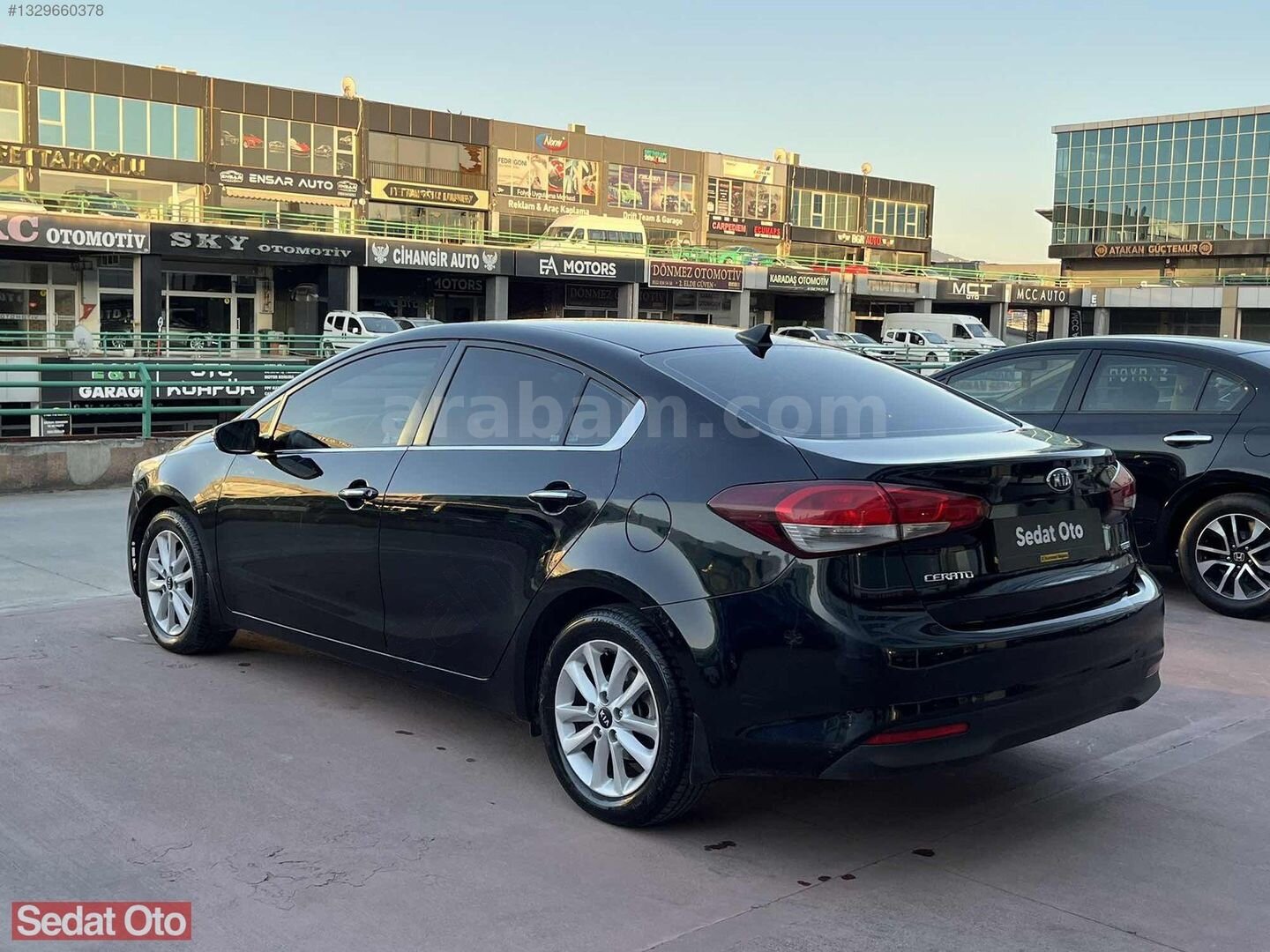 Galeriden Kia Cerato 1.6 CRDi Concept Plus 2017 Model İstanbul 171.000 km Siyah 6