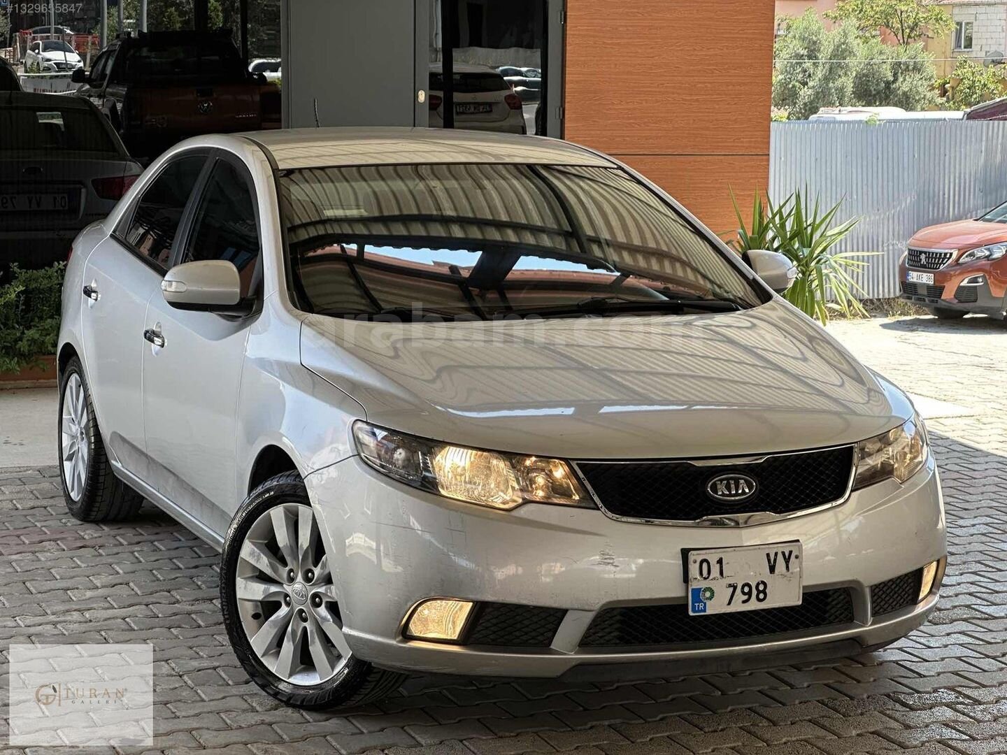Galeriden Kia Cerato 1.6 GSL Concept 2011 Model Sakarya 219.000 km Gri 2