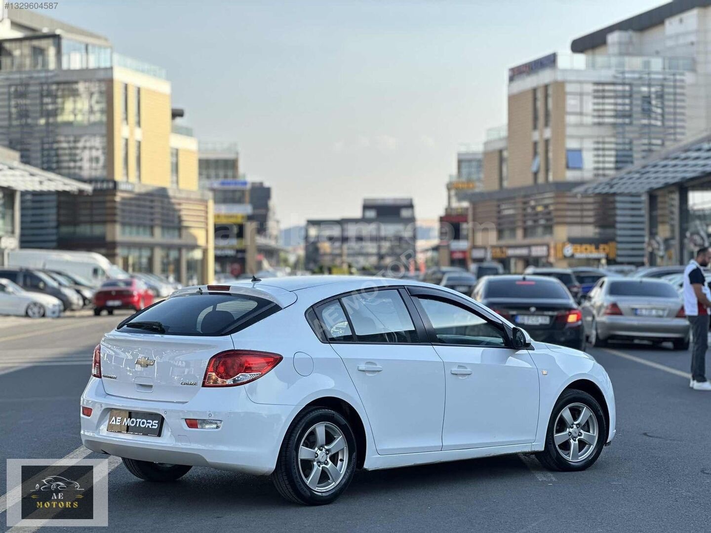 Galeriden Chevrolet Cruze 1.6 LT Plus 2012 Model Ankara 165.000 km Beyaz 3