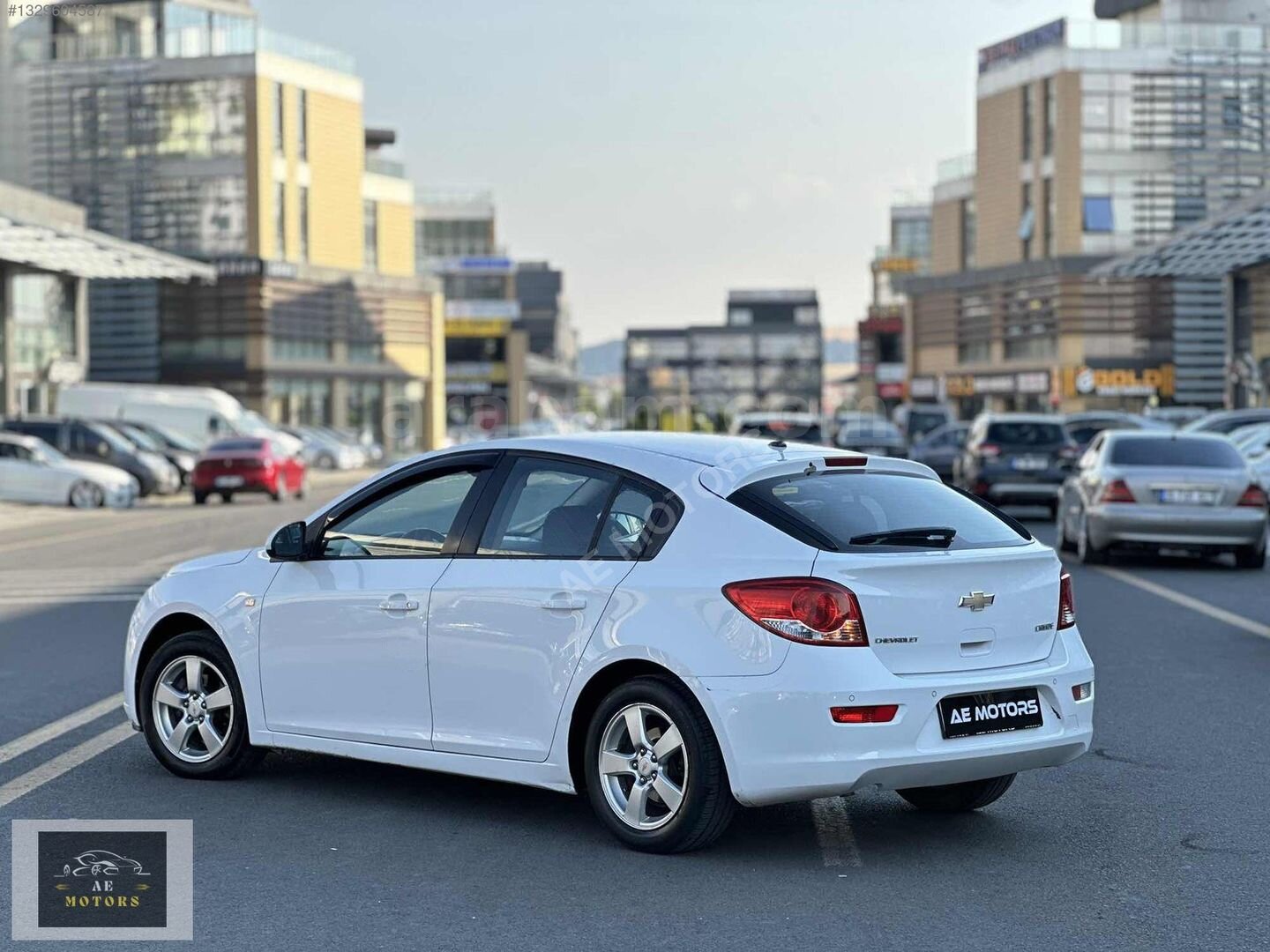 Galeriden Chevrolet Cruze 1.6 LT Plus 2012 Model Ankara 165.000 km Beyaz 4