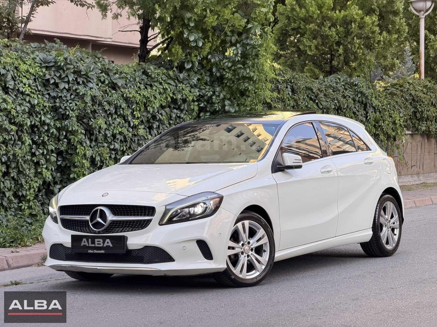 Galeriden Mercedes - Benz A 180 d Urban 2015 Model Kayseri 142.000 km Beyaz 2