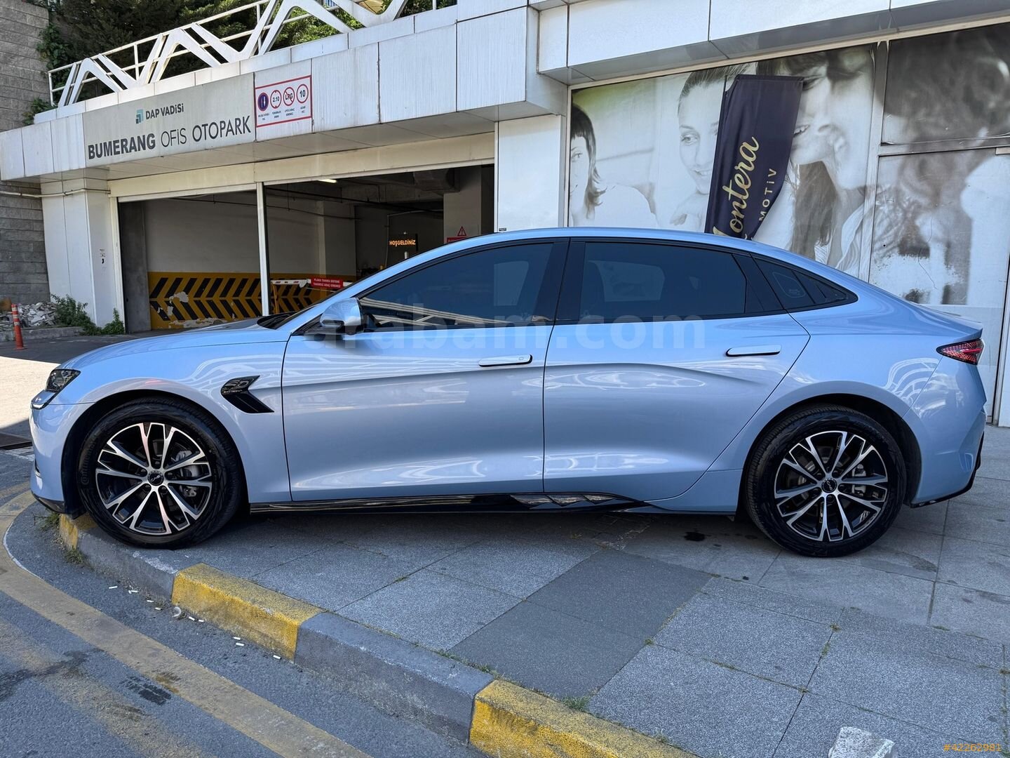 Galeriden BYD Seal Design 2025 Model İstanbul 8.500 km Mavi 4