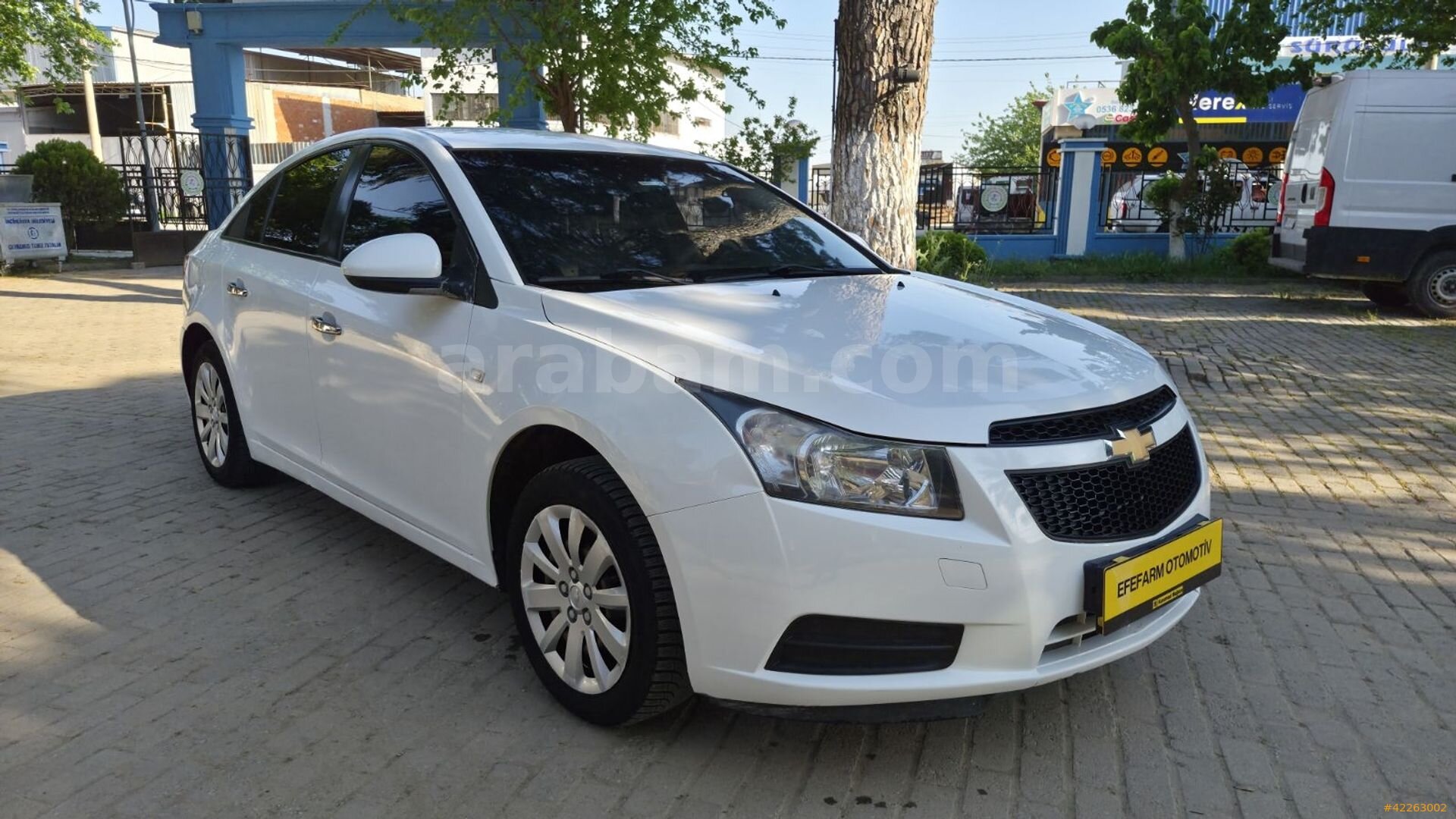 Galeriden Chevrolet Cruze 1.6 LS 2012 Model Aydın 171.000 km Beyaz 4