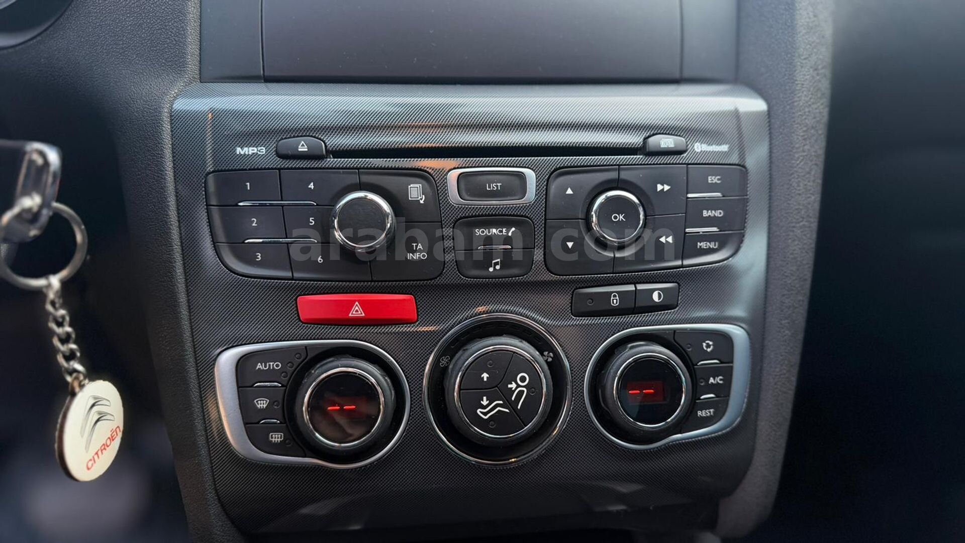 Sahibinden Citroen C4 1.6 e-HDi Confort Plus 2012 Model Trabzon 163.500 km Beyaz 7