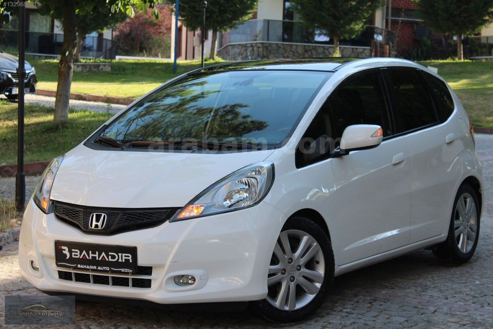 Galeriden Honda Jazz 1.4 Fun 2012 Model Kütahya 131.000 km Beyaz 1