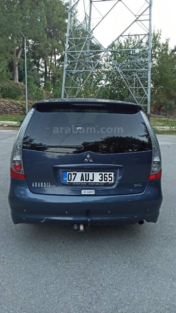 Sahibinden Mitsubishi Grandis 2.0 DI-D Invite 2005 Model Antalya 185.000 km Mavi (metalik) 6