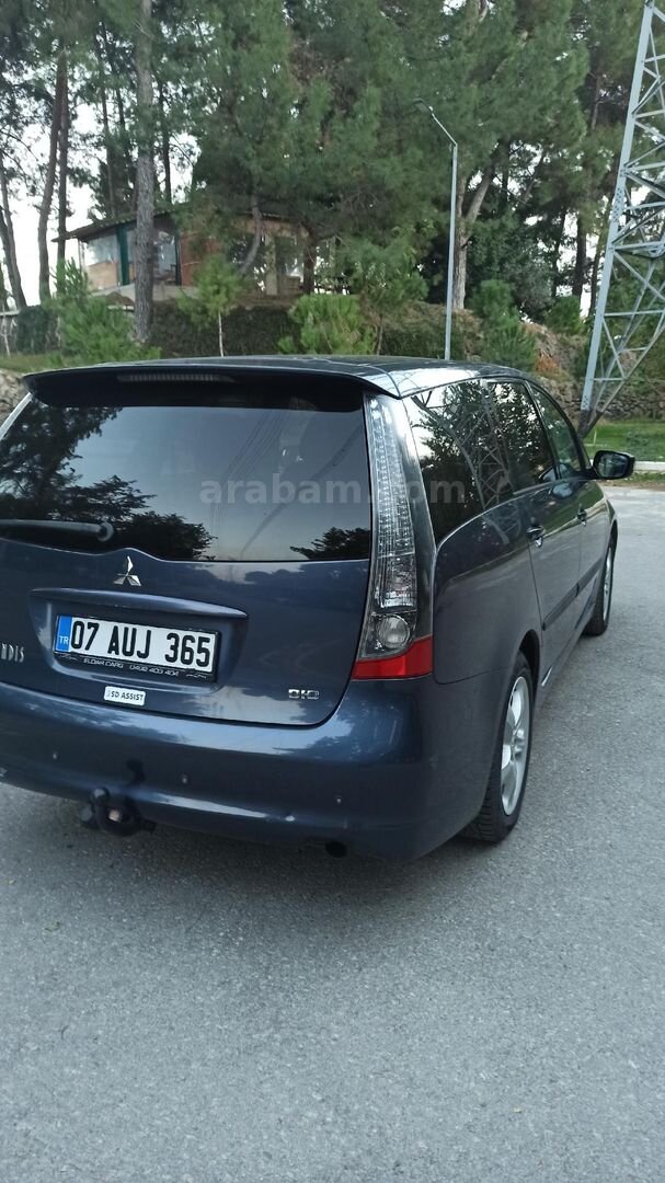 Sahibinden Mitsubishi Grandis 2.0 DI-D Invite 2005 Model Antalya 185.000 km Mavi (metalik) 4