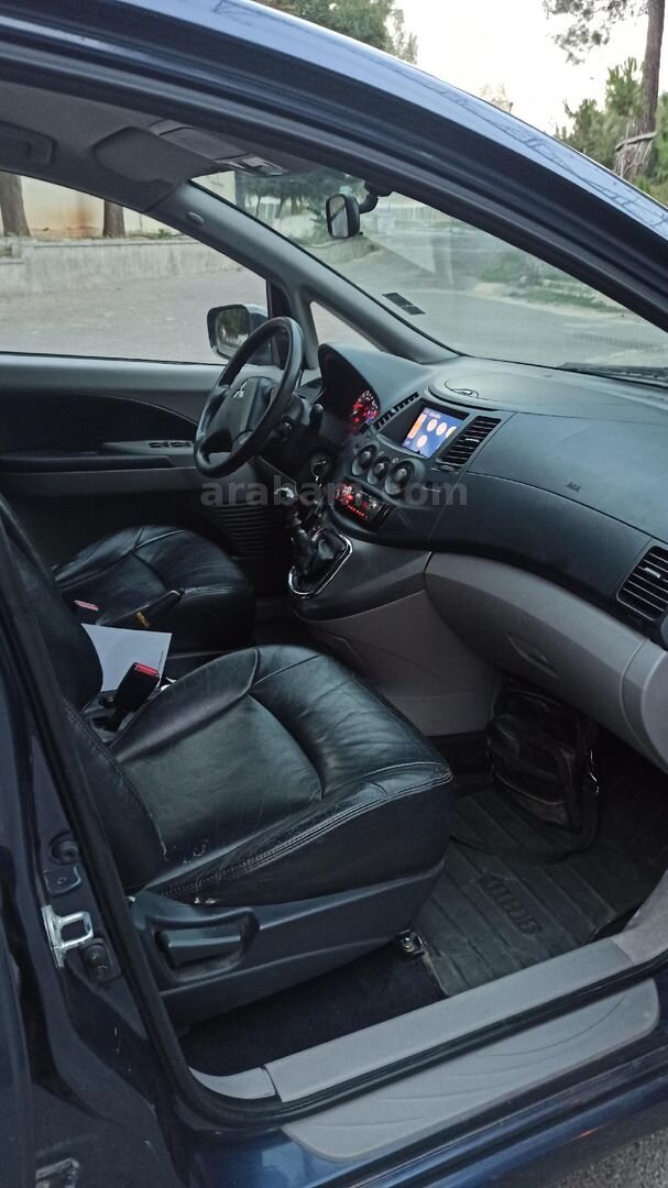 Sahibinden Mitsubishi Grandis 2.0 DI-D Invite 2005 Model Antalya 185.000 km Mavi (metalik) 3