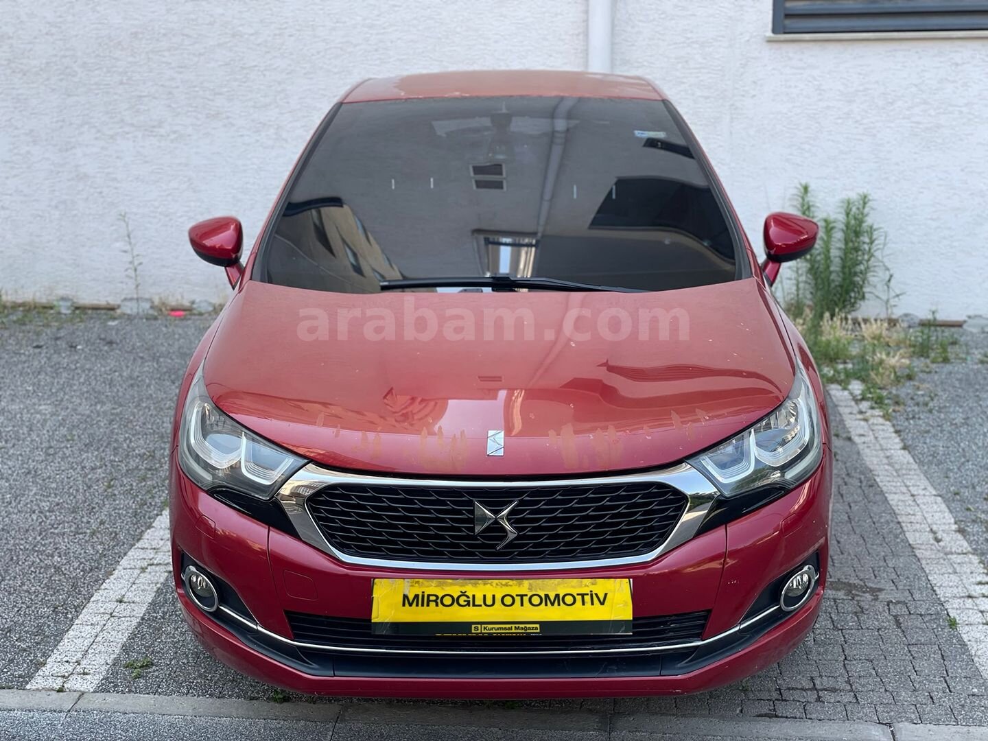 Galeriden DS Automobiles DS4 1.6 BlueHDi Start&Stop 2016 Model İstanbul 143.500 km Kırmızı 2