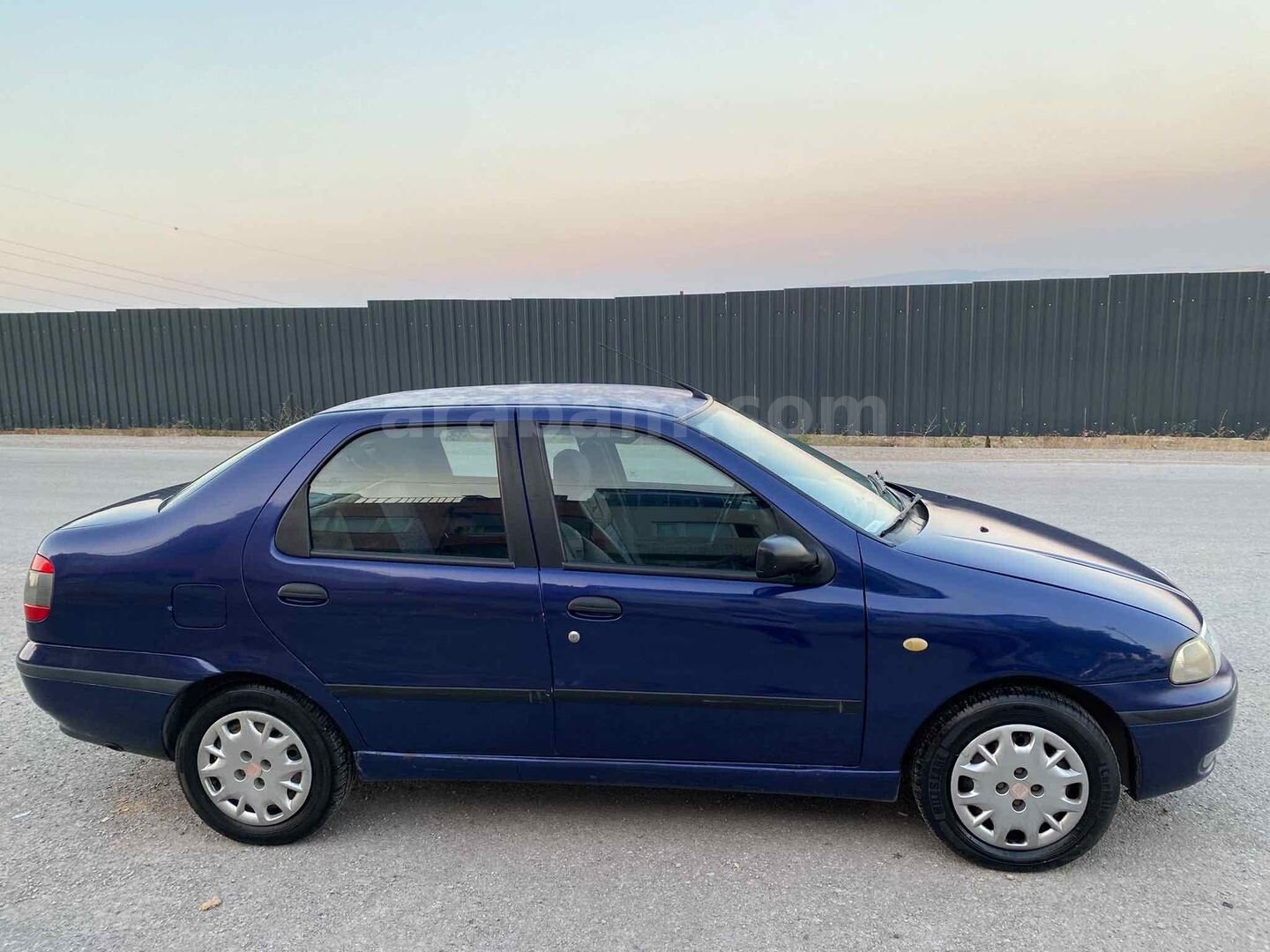 Galeriden Fiat Siena 1.4 EL 1999 Model Ankara 336.000 km Lacivert 4