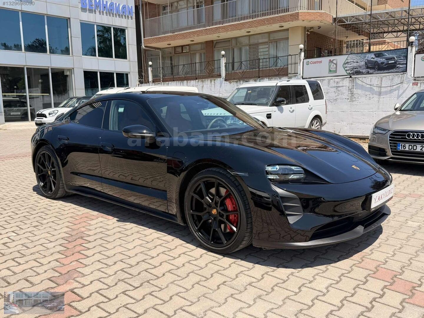 Galeriden Porsche Taycan Elektrik GTS 2023 Model Bursa 20.000 km Siyah 2