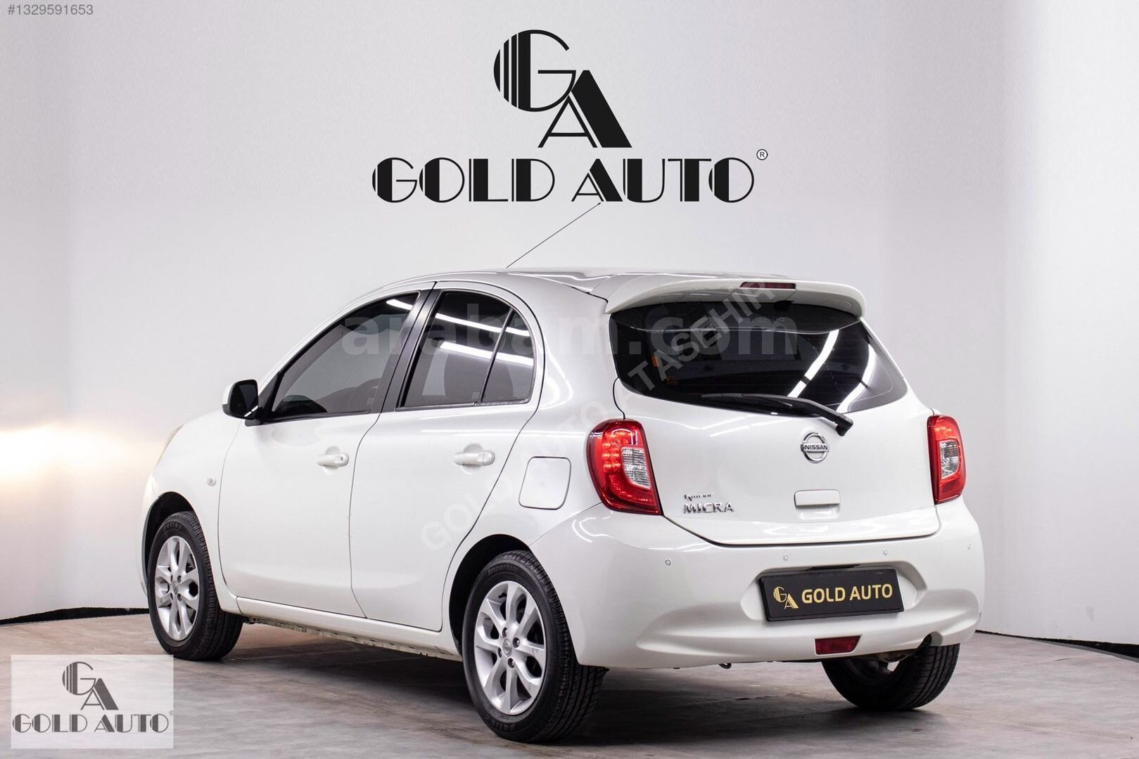 Galeriden Nissan Micra 1.2 Match 2014 Model İstanbul 85.000 km Beyaz 7