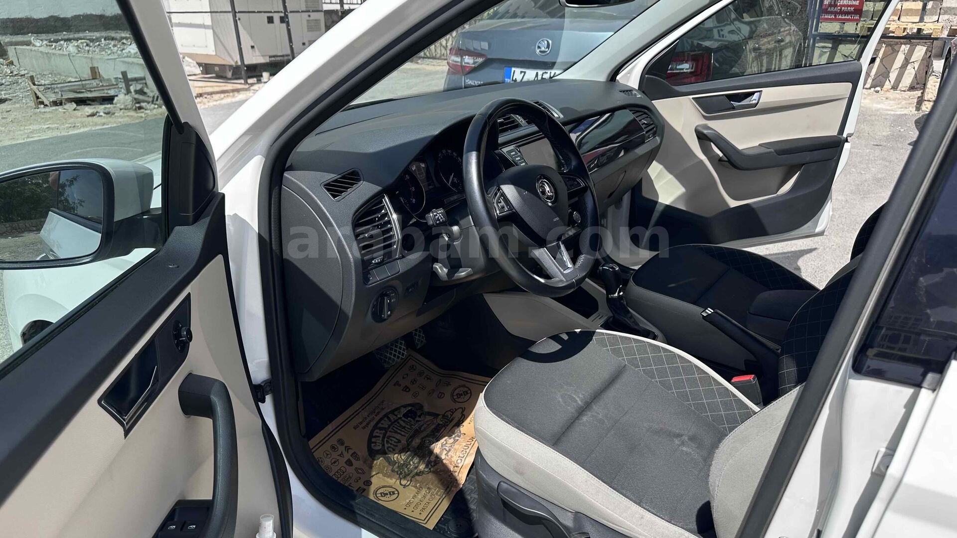 Sahibinden Skoda Fabia 1.2 TSI Style 2016 Model Mersin 103.000 km Beyaz 7
