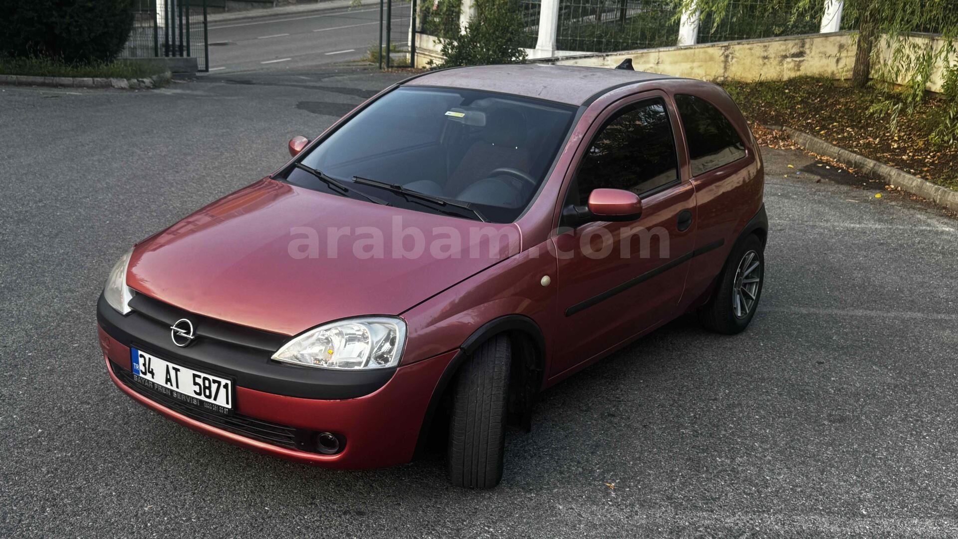 Galeriden Opel Corsa 1.4 Comfort 2001 Model İstanbul 278.800 km Kırmızı 3