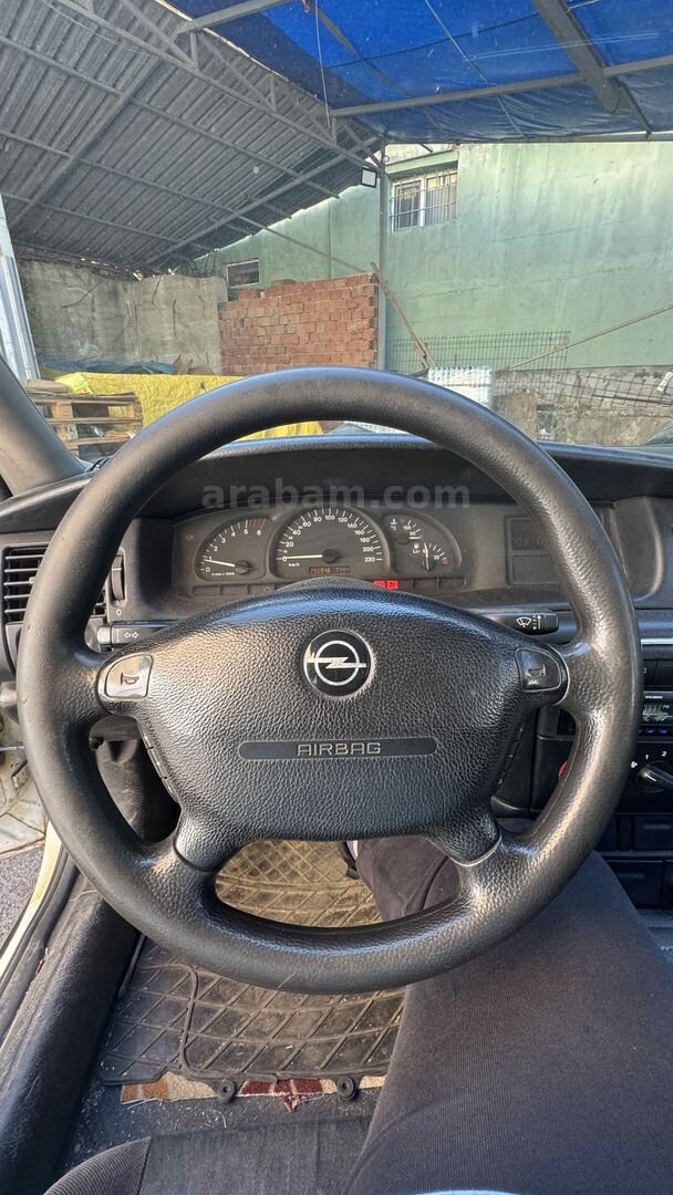 Galeriden Opel Vectra 2.0 DTI Comfort 2000 Model İstanbul 291.000 km Beyaz 7