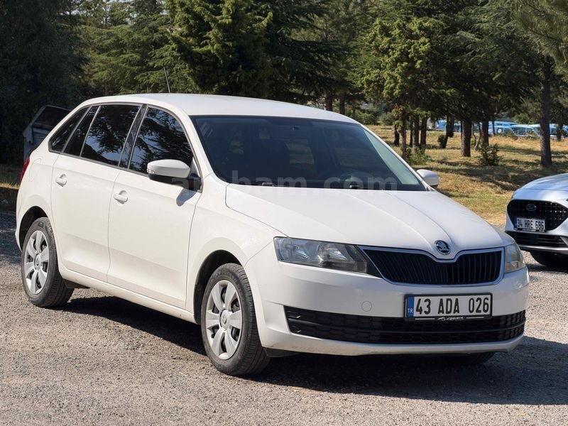 Sahibinden Skoda Rapid 1.2 TSI GreenTec Ambition 2015 Model Kütahya 174.000 km Beyaz