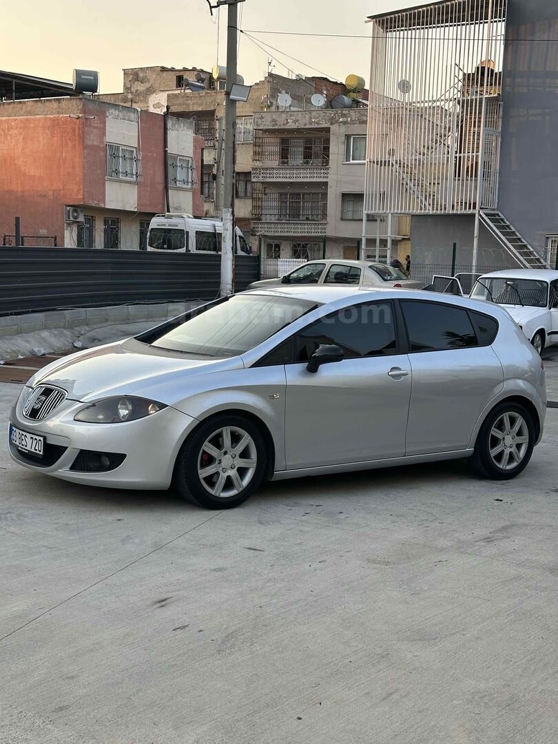 Sahibinden Seat Leon 1.6 Reference 2007 Model Mersin 284.500 km Gri 4