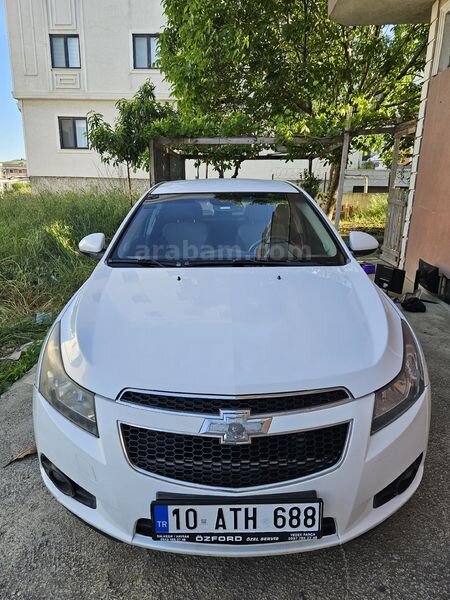 Sahibinden Chevrolet Cruze 1.6 LS 2010 Model İstanbul 204.000 km Beyaz