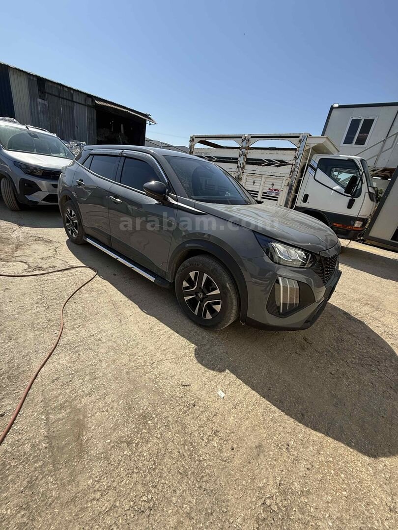 Sahibinden Peugeot 208 1.2 PureTech Active Prime 2024 Model Kocaeli 41.000 km Gri (metalik) 5
