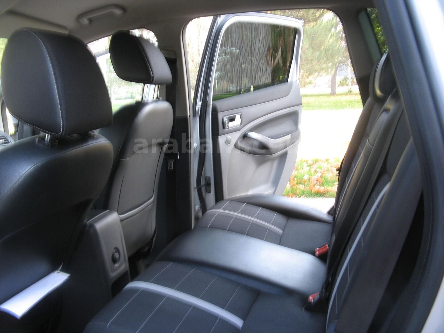 Sahibinden Ford Kuga 2.0 TDCi Titanium 2012 Model Malatya 115.000 km Gri (Gümüş) 7