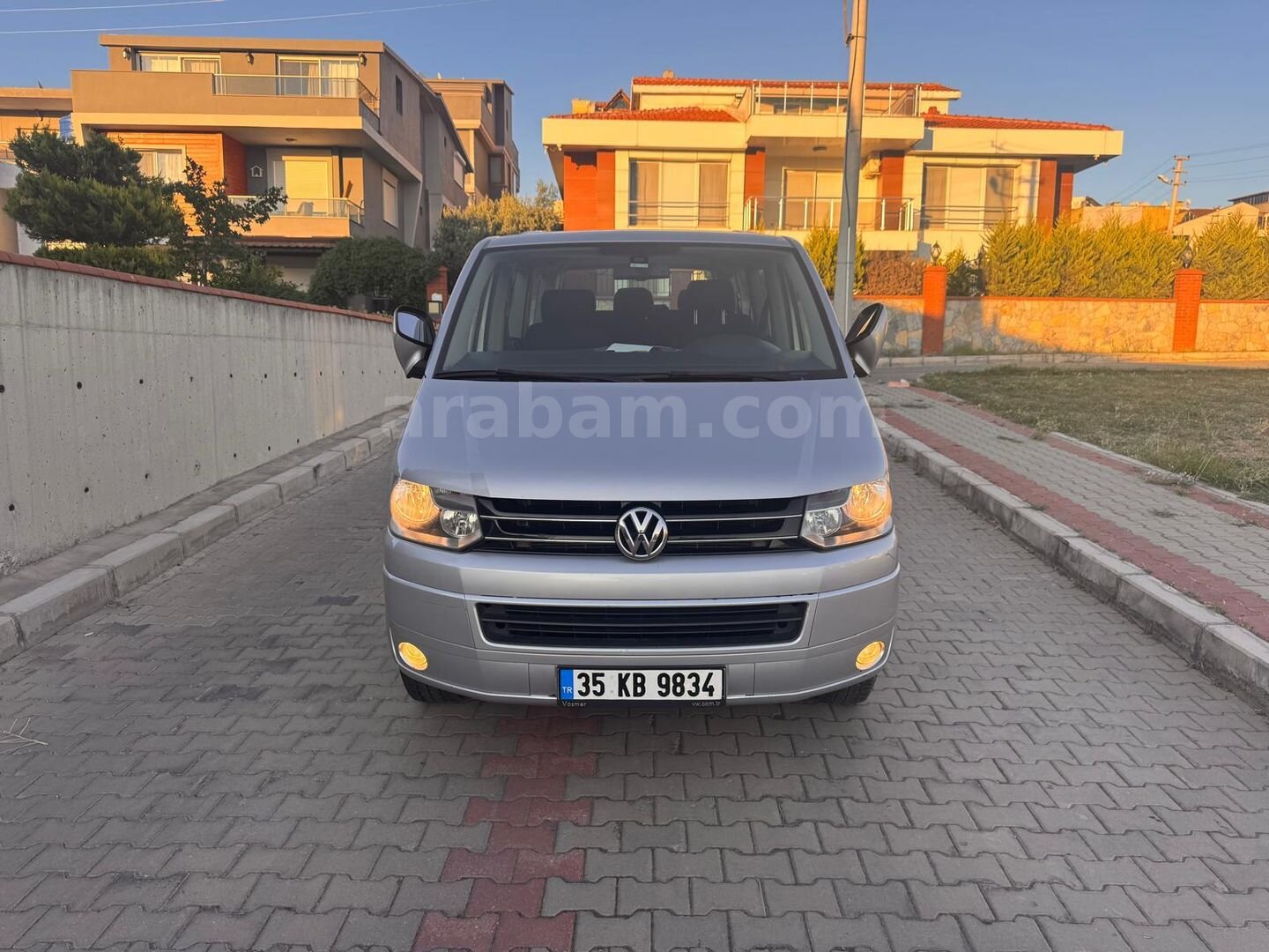 Sahibinden Volkswagen Caravelle 2.0 TDI BMT Trendline 2013 Model İzmir 162.000 km Gri 2