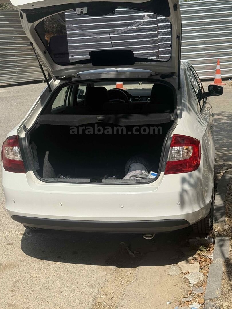Galeriden Skoda Rapid 1.6 CR TDI Ambition 2015 Model Gaziantep 263.000 km Beyaz 4