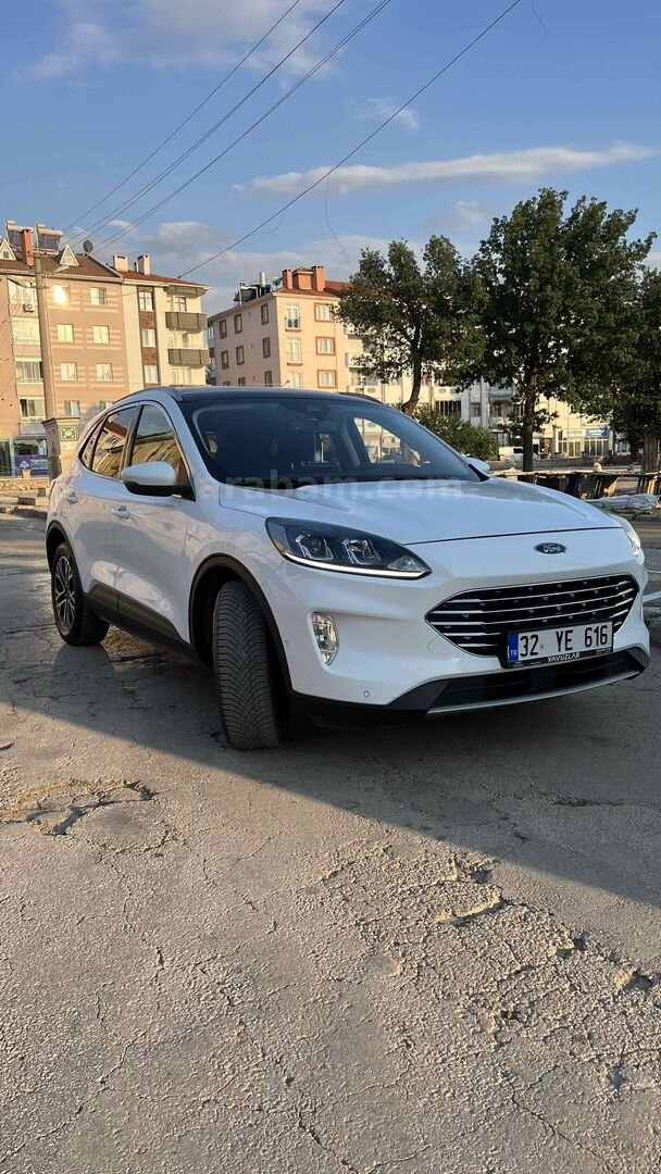 Sahibinden Ford Kuga 1.5 EcoBlue Titanium 2020 Model Isparta 112.000 km Beyaz 3