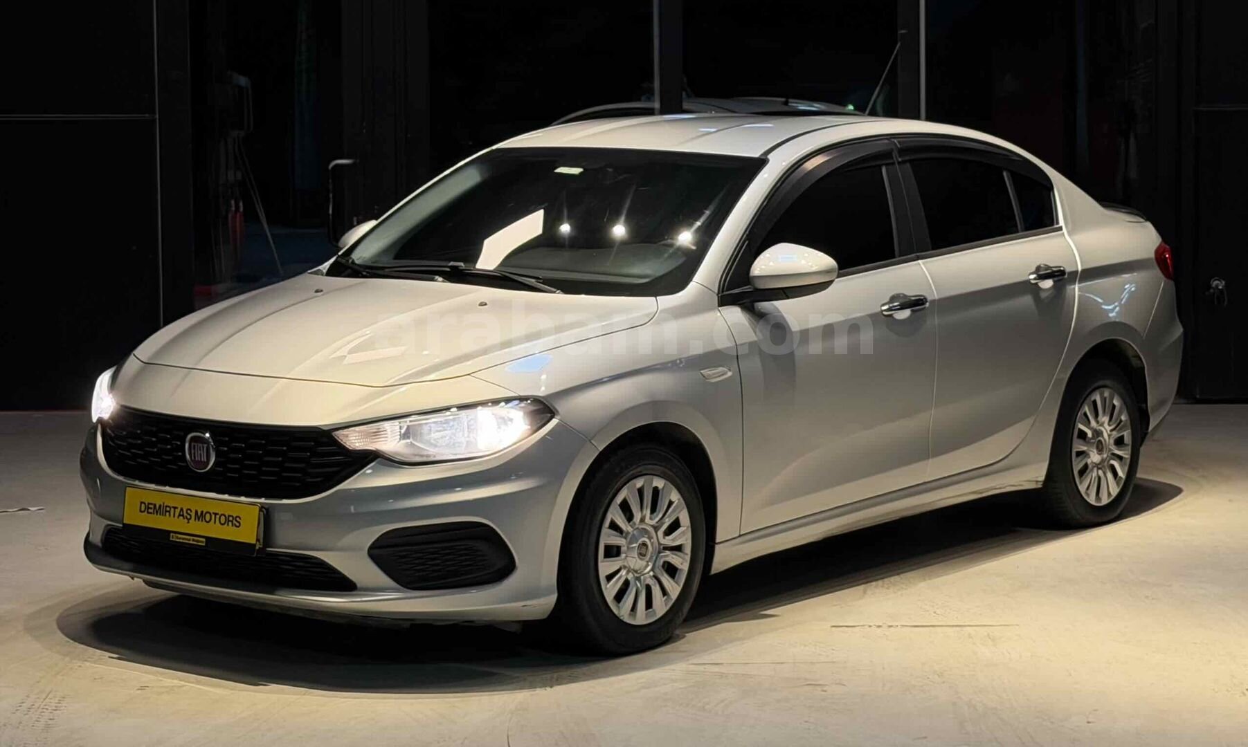 Galeriden Fiat Egea 1.4 Fire Easy 2020 Model İstanbul 112.000 km Gri (Gümüş) 1